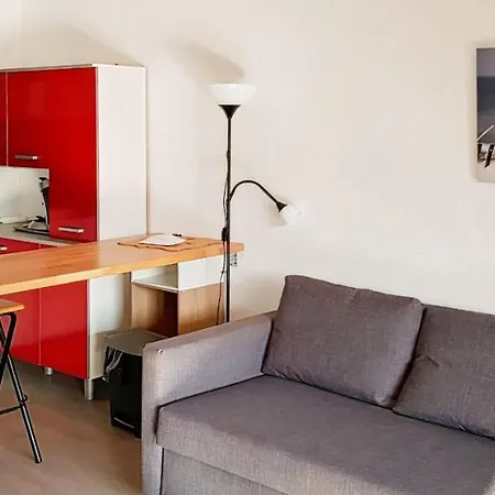Comfortable Studio With Balcony Close To The Beach 아파트 생트막시메